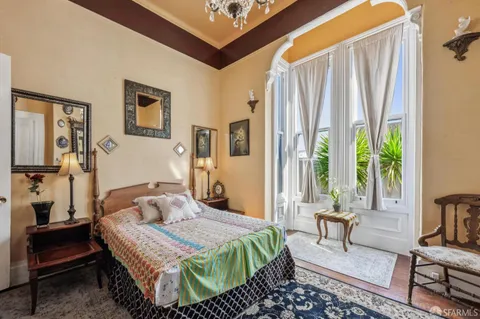 $1,850,000 | 300 Castro Street, San Francisco, CA 94114