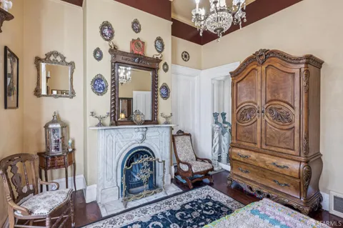 $1,850,000 | 300 Castro Street, San Francisco, CA 94114