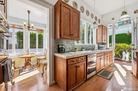$1,850,000 | 300 Castro Street, San Francisco, CA 94114