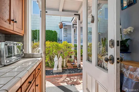 $1,850,000 | 300 Castro Street, San Francisco, CA 94114