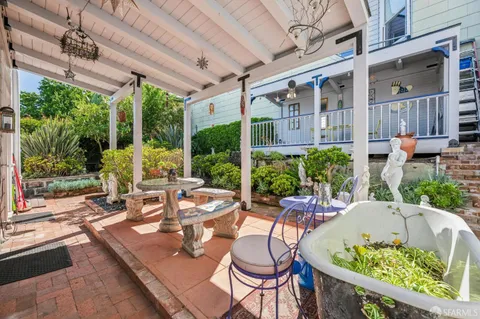 $1,850,000 | 300 Castro Street, San Francisco, CA 94114