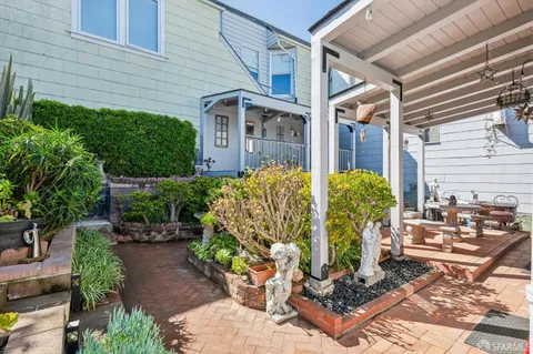 $1,850,000 | 300 Castro Street, San Francisco, CA 94114