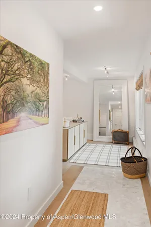 $15,000 | 950 East Durant Avenue, Unit 6, Aspen, CO 81611