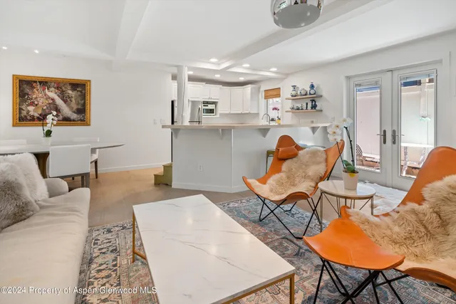 $12,000 | 950 East Durant Avenue, Unit 6, Aspen, CO 81611