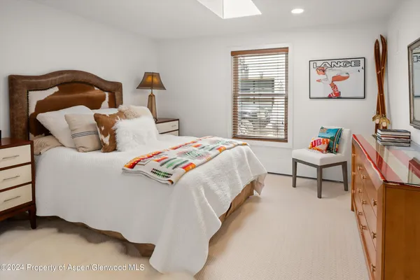 $15,000 | 950 East Durant Avenue, Unit 6, Aspen, CO 81611