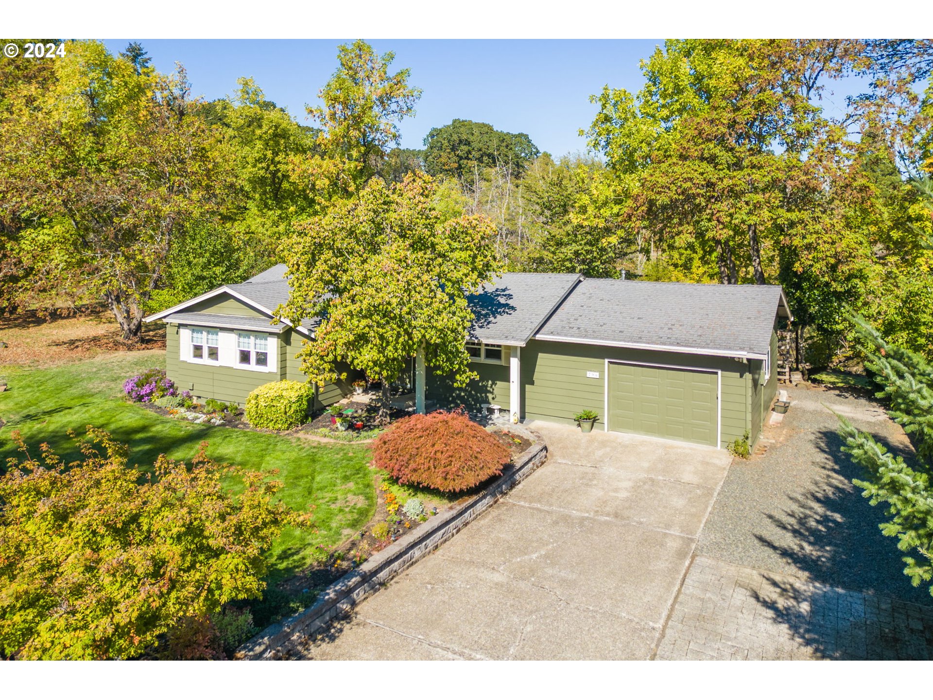 796 Southwest Mill Street Dallas, OR 97338 - Photo 2 of 30 Gallery Image 2