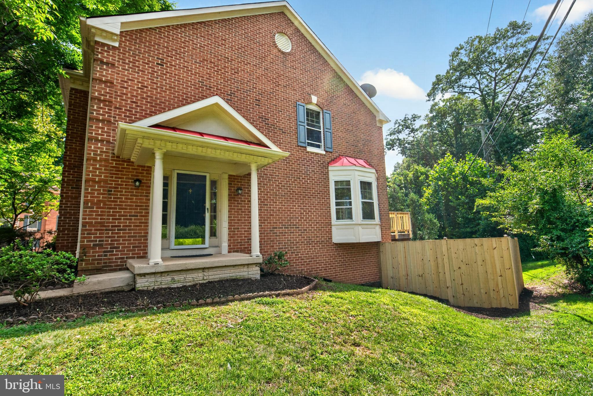 6504 Hubbardton Way Springfield, VA 22150 - Photo 3 of 42 Exterior Front View#3