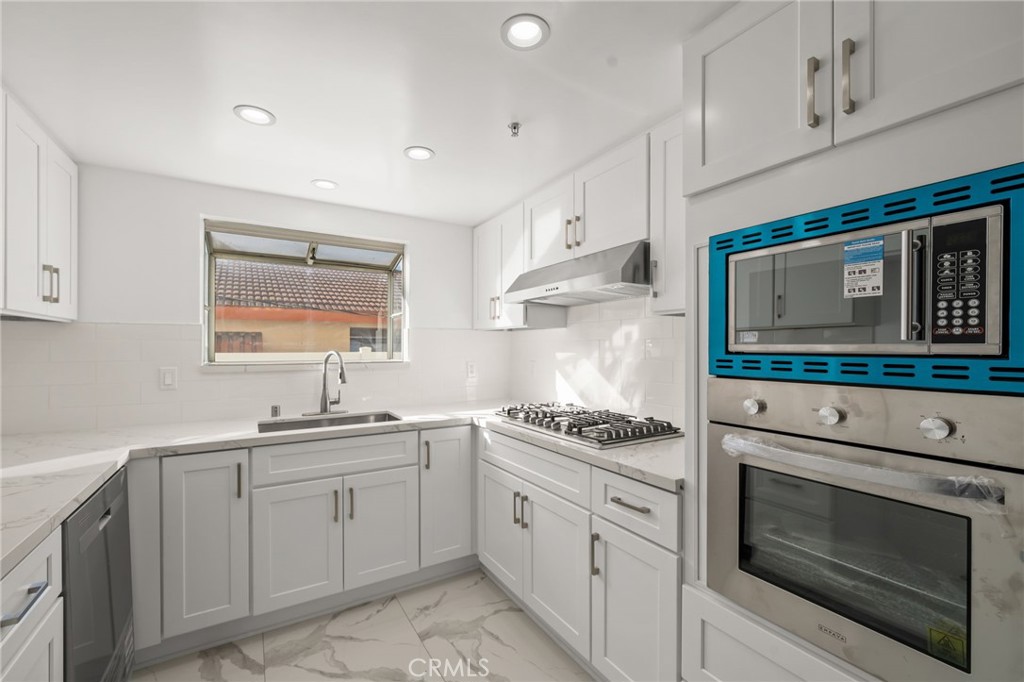 1713 Vine Street, Unit B Alhambra, CA 91801 - Photo 6 of 34