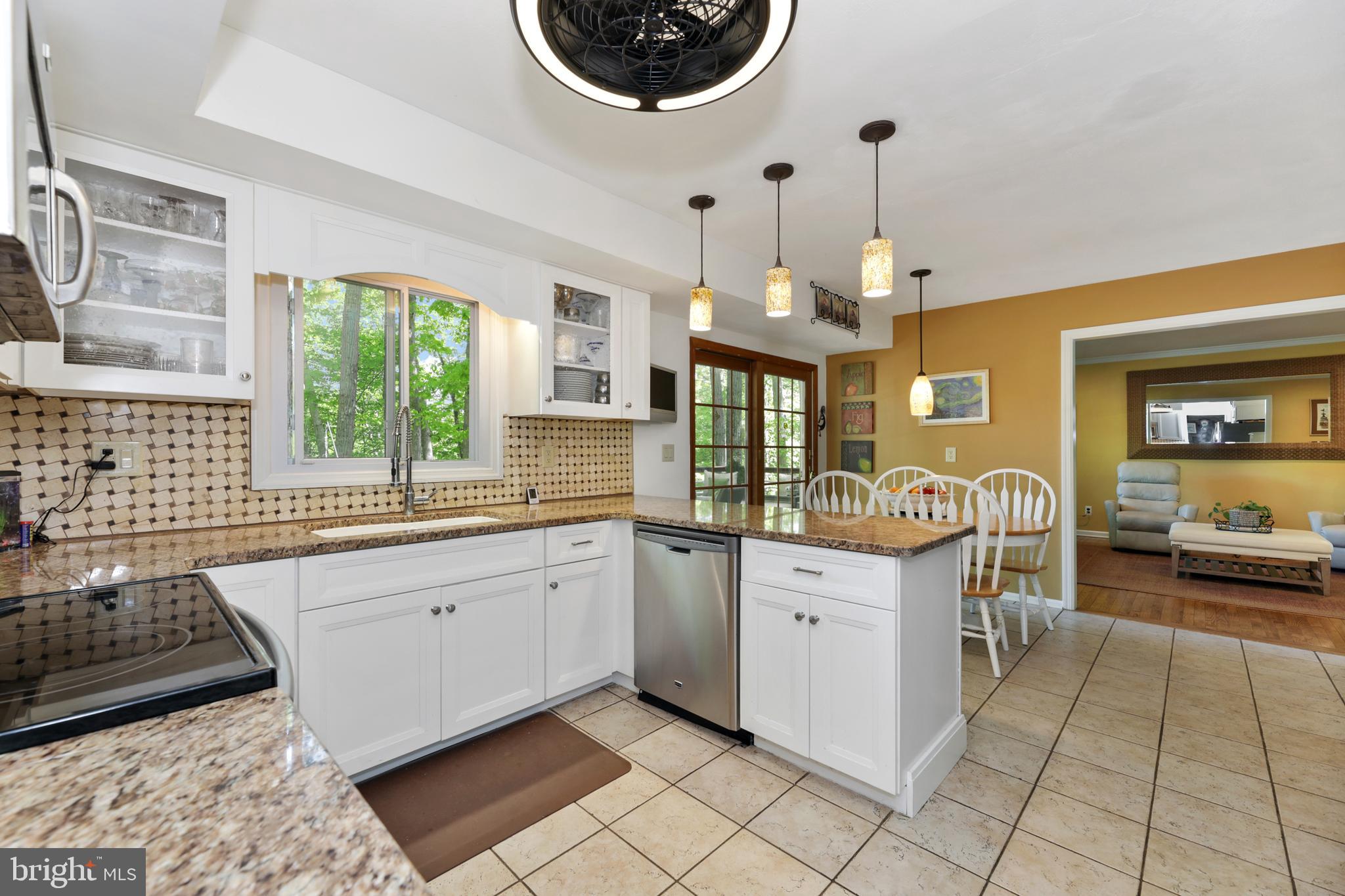 60 Lochatong Road Ewing, NJ 08628 - Photo 8 of 29 Kitchen opens into the family room.