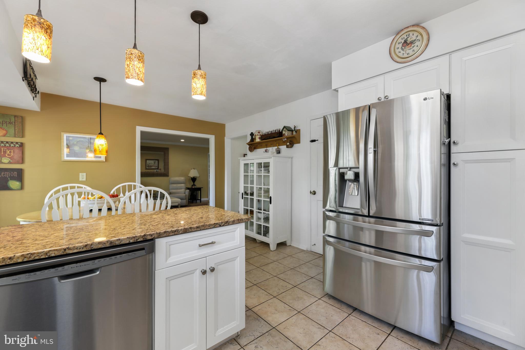 60 Lochatong Road Ewing, NJ 08628 - Photo 9 of 29 Gallery Image 9