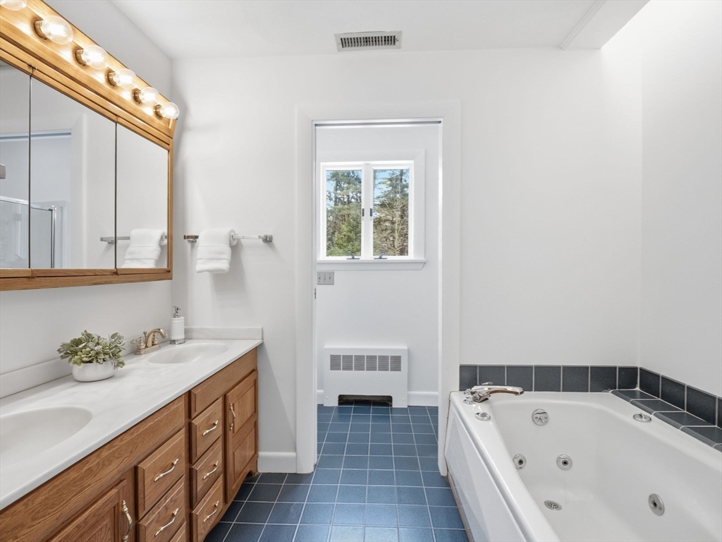 47 Harold Parker Road Andover, MA 01810 - Photo 23 of 35