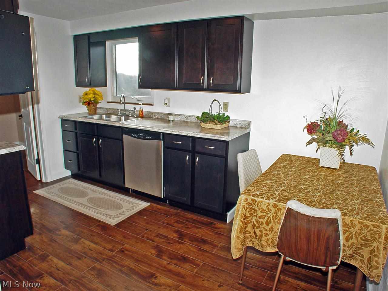 5195 Apple Pie Ridge Wellsburg, WV 26070 - Photo 6 of 11