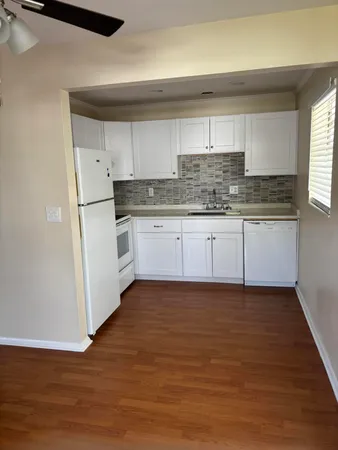 $1,400 | 2929 Southeast Ocean Boulevard, Unit G6, Stuart, FL 34996