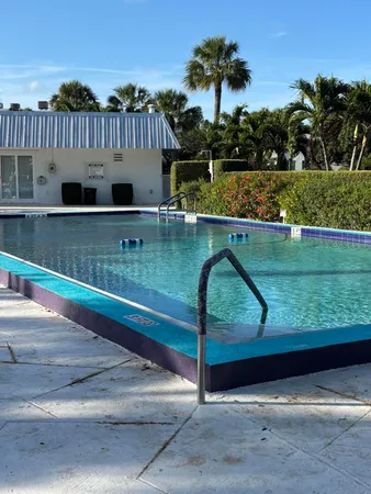 $1,400 | 2929 Southeast Ocean Boulevard, Unit G6, Stuart, FL 34996