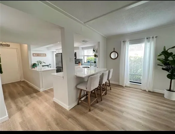$3,000 | 7203 Curtiss Avenue, Unit 1A, Sarasota, FL 34231