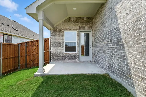 $409,990 | 1309 Gardendale Holw Lane, Anna, TX 75409