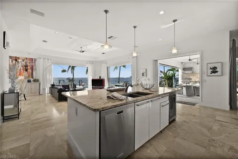 $3,250,000 | 5625 Riverside Drive, Cape Coral, FL 33904