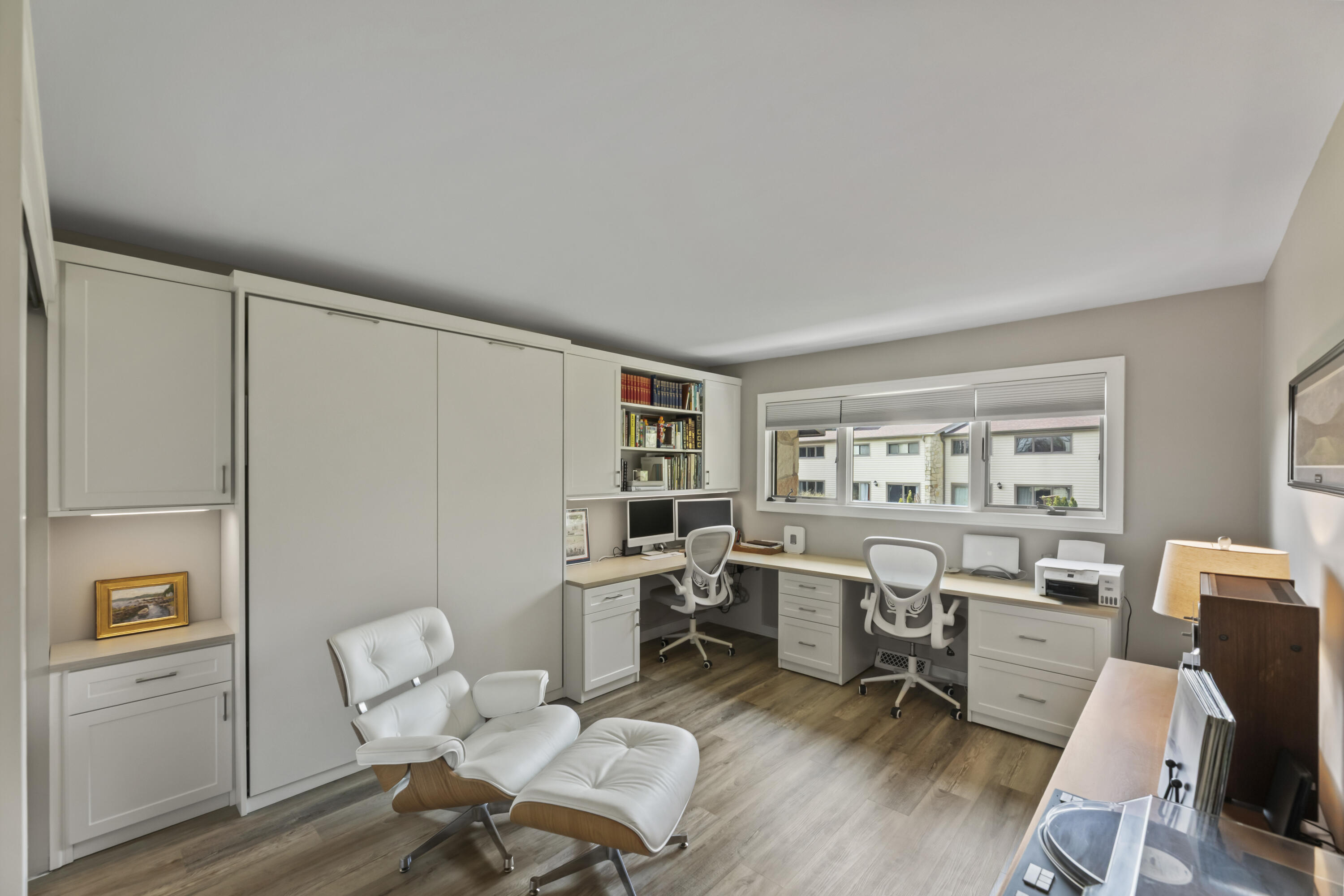 966 Valentine Road Oconomowoc, WI 53066 - Photo 23 of 40 Bed 2