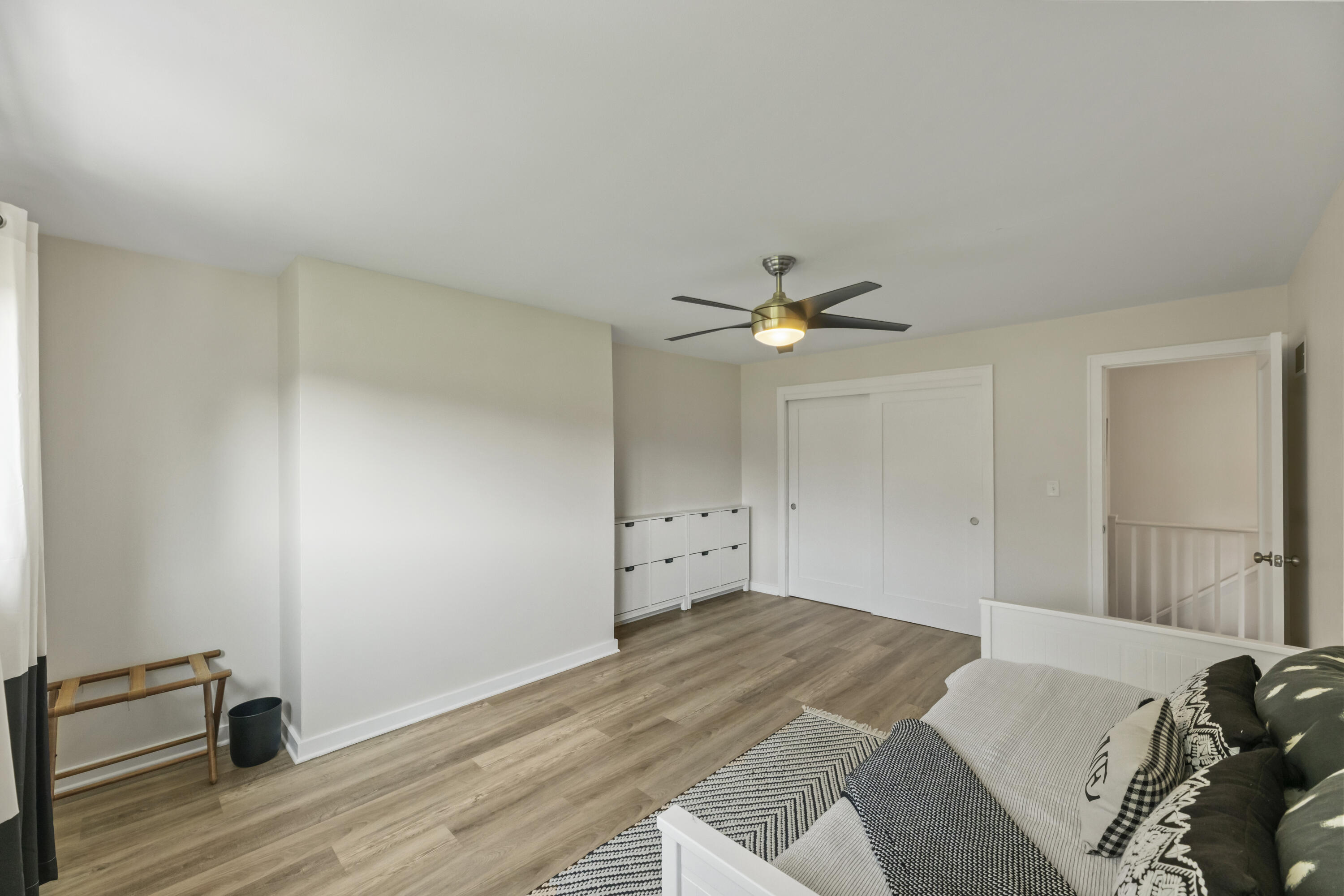 966 Valentine Road Oconomowoc, WI 53066 - Photo 27 of 40 Bed 3