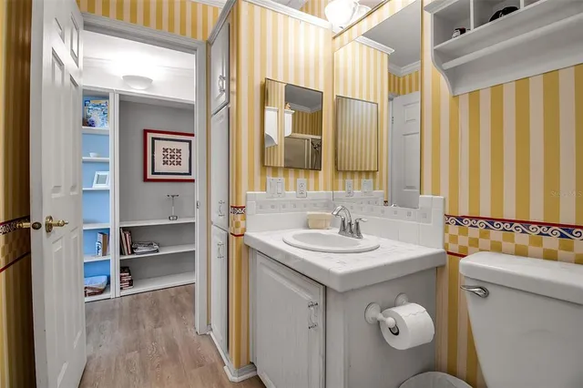 $425,000 | 10315 Cortez Road West, Unit 20J, Bradenton, FL 34210