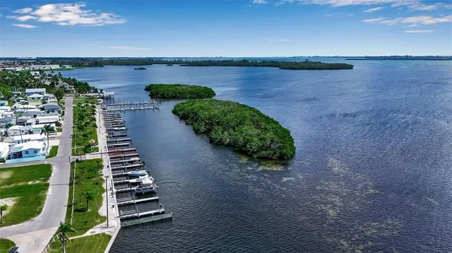 $425,000 | 10315 Cortez Road West, Unit 20J, Bradenton, FL 34210