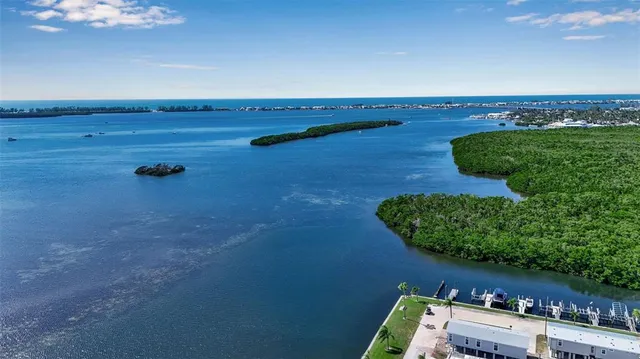 $425,000 | 10315 Cortez Road West, Unit 20J, Bradenton, FL 34210