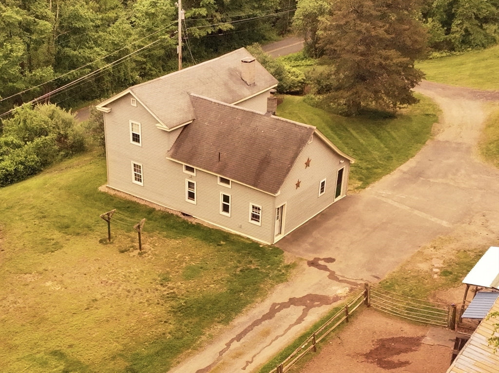 271 Lower Road Deerfield, MA 01342 - Photo 5 of 40