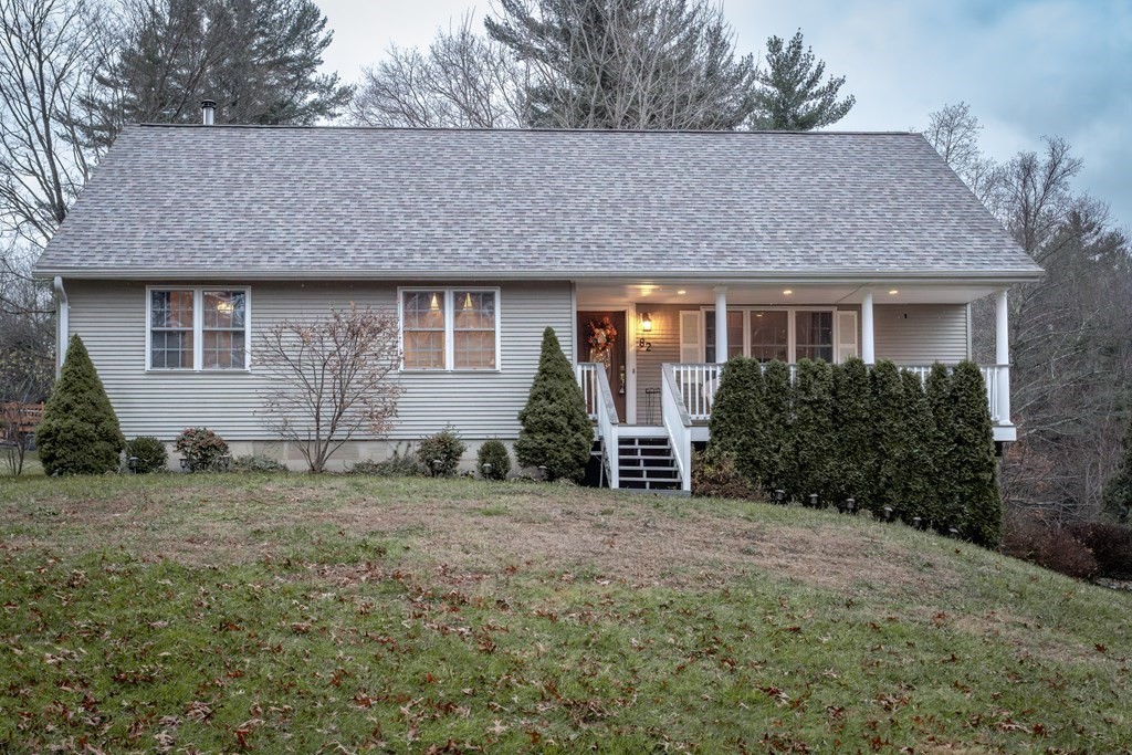 82 Sackett Road Westfield, MA 01085 - Photo 2 of 36 Gallery Image 2