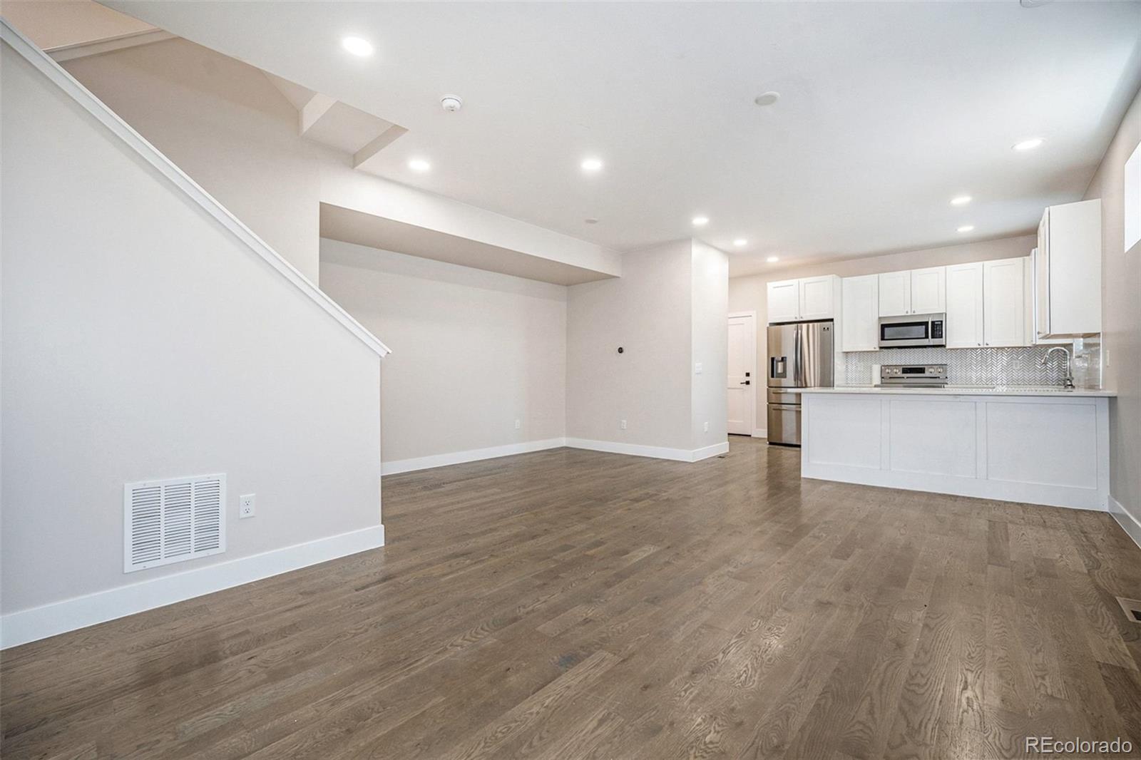 1320 Knox Court Denver, CO 80204 - Photo 4 of 18