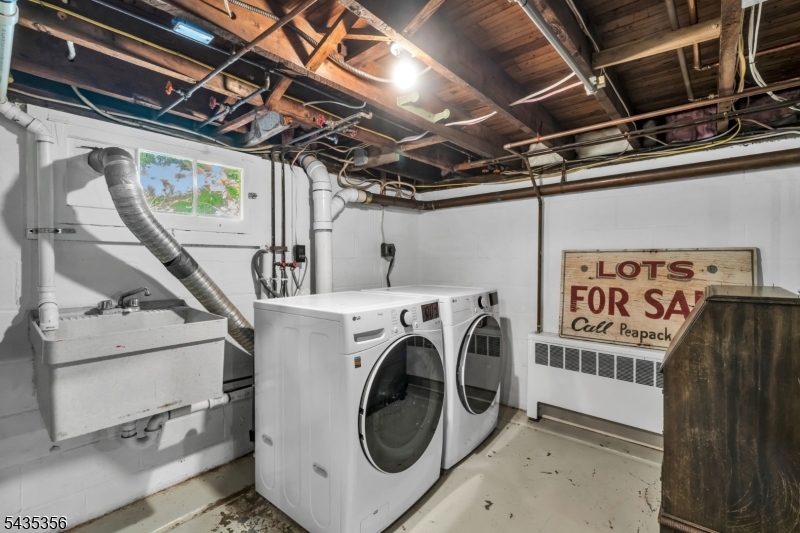 105 Somerville Road Bedminster, NJ 07921 - Photo 25 of 36 a utility room with dryer and washer