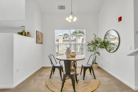 $325,000 | 1259 Milano Drive, Unit 2, West Sacramento, CA 95691