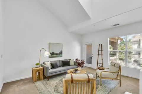 $325,000 | 1259 Milano Drive, Unit 2, West Sacramento, CA 95691