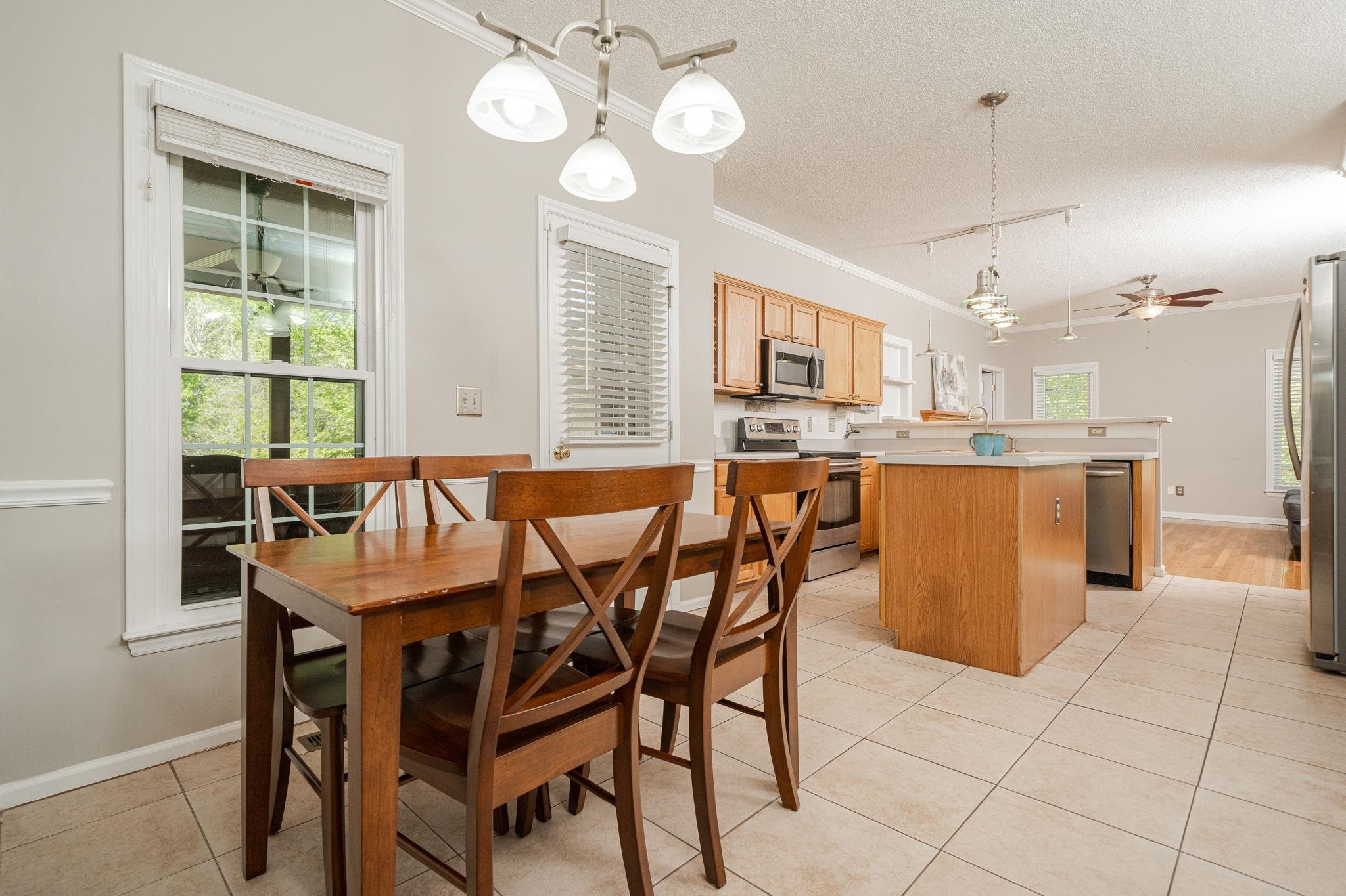 3513 Kensett Way Raleigh, NC 27616 - Photo 5 of 32 Bright Eat-in Kitchen