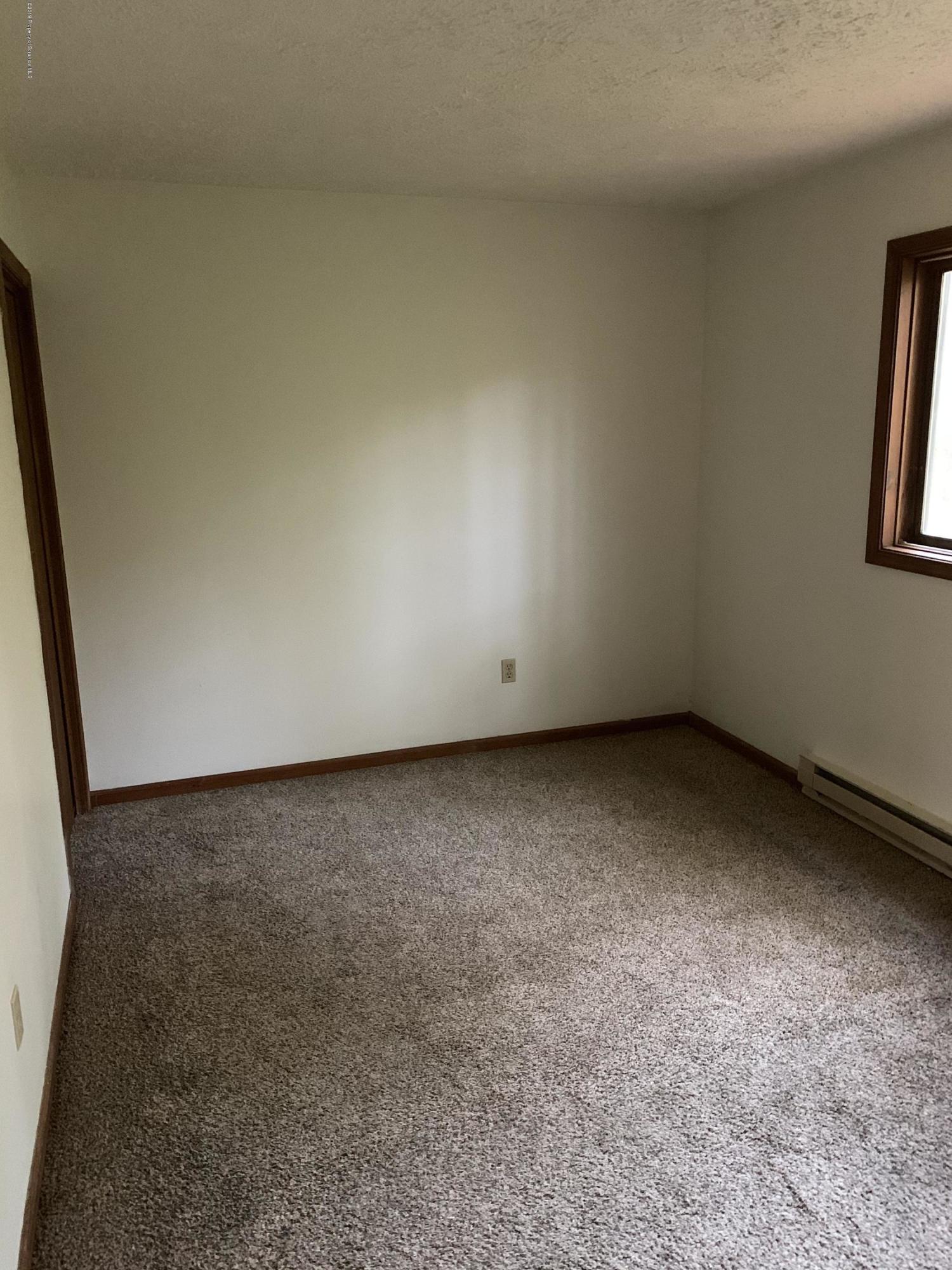 8902 Deerfield Road Tobyhanna, PA 18466 - Photo 9 of 13 Gallery Image 9