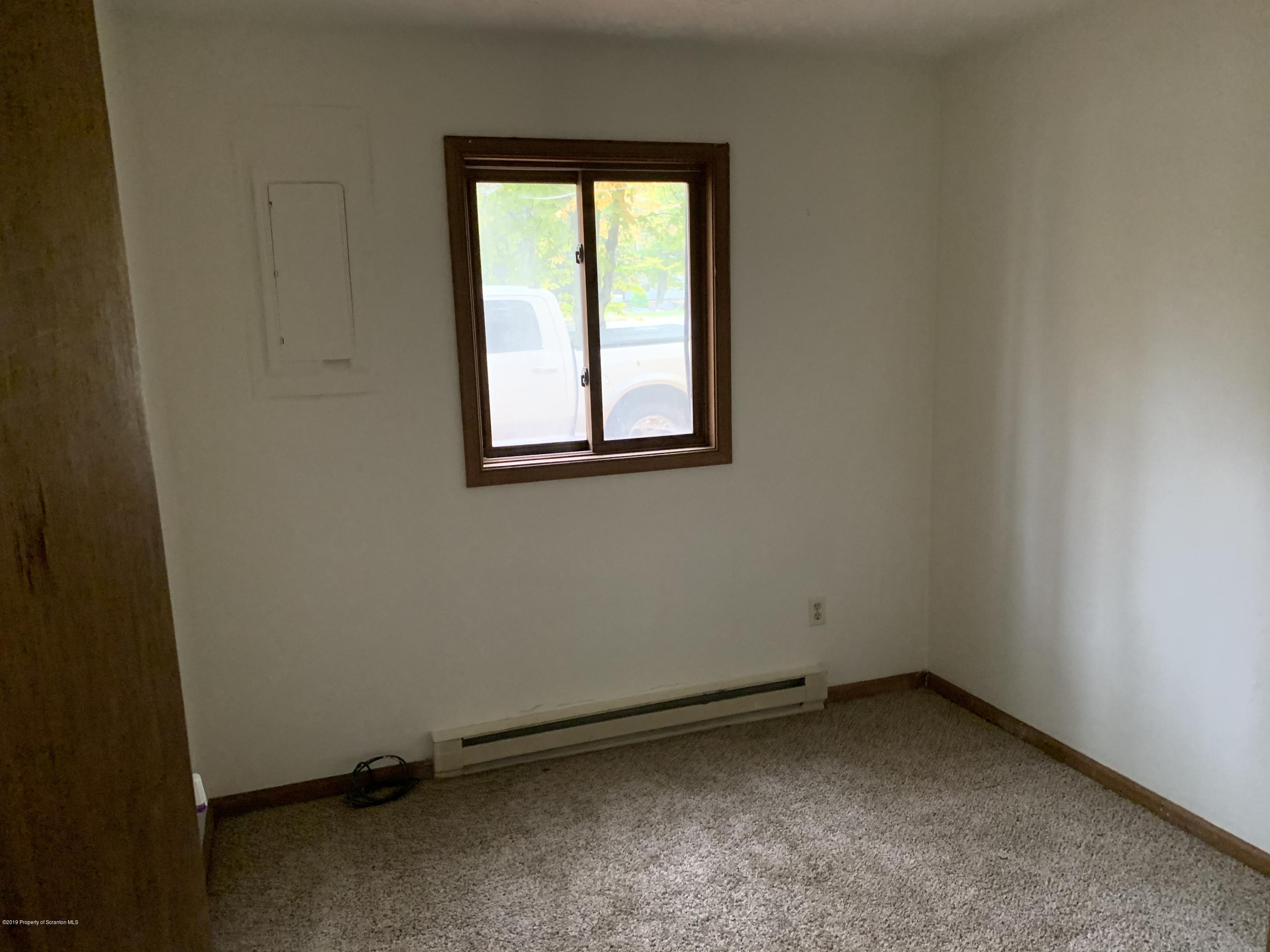 8902 Deerfield Road Tobyhanna, PA 18466 - Photo 10 of 13 Gallery Image 10