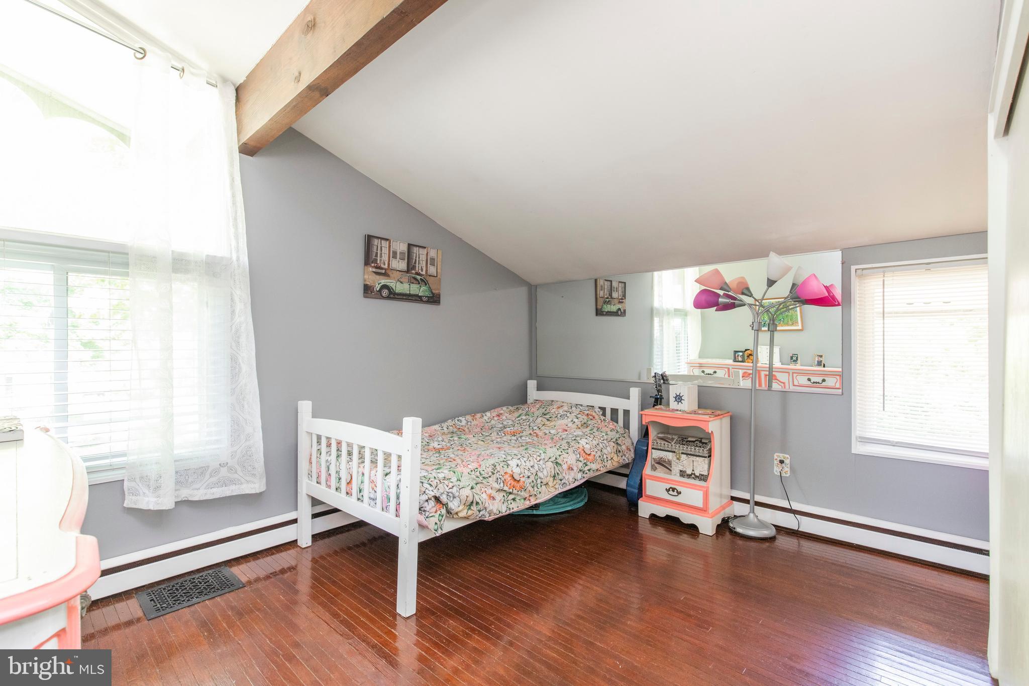 324 Summit Road Springfield, PA 19064 - Photo 12 of 38