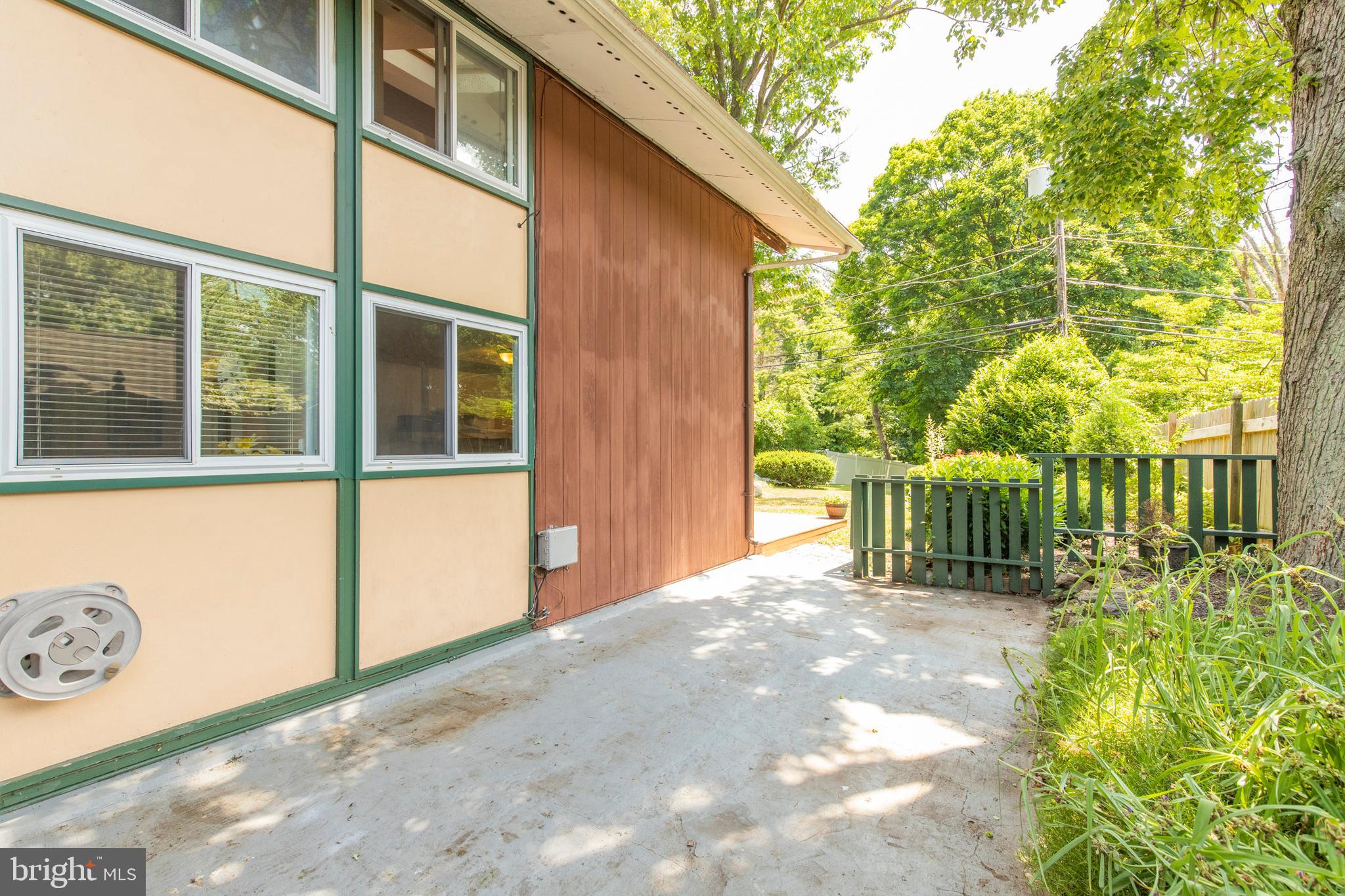324 Summit Road Springfield, PA 19064 - Photo 32 of 38