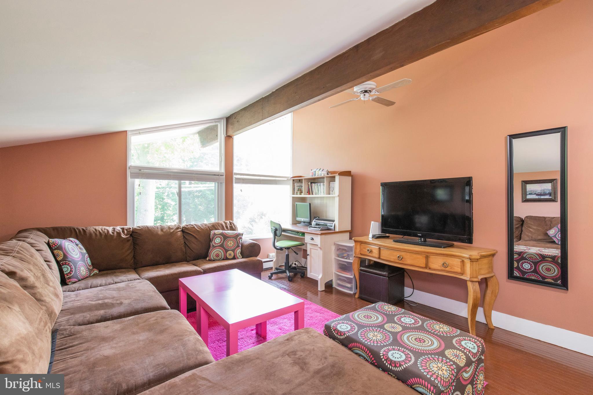 324 Summit Road Springfield, PA 19064 - Photo 8 of 38