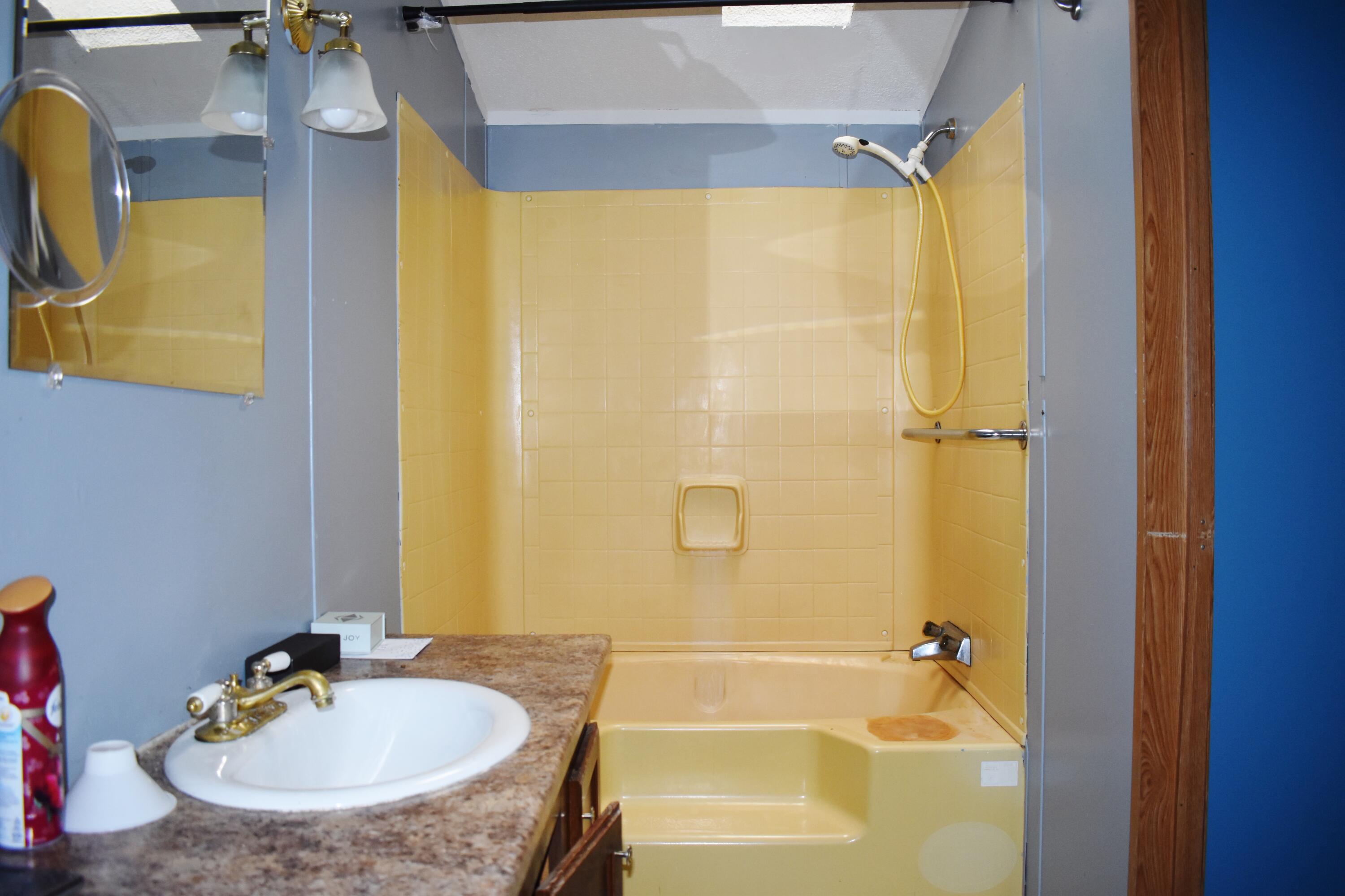 941 Greenfield Road Greenbush, ME 04418 - Photo 11 of 21 DSC_0074