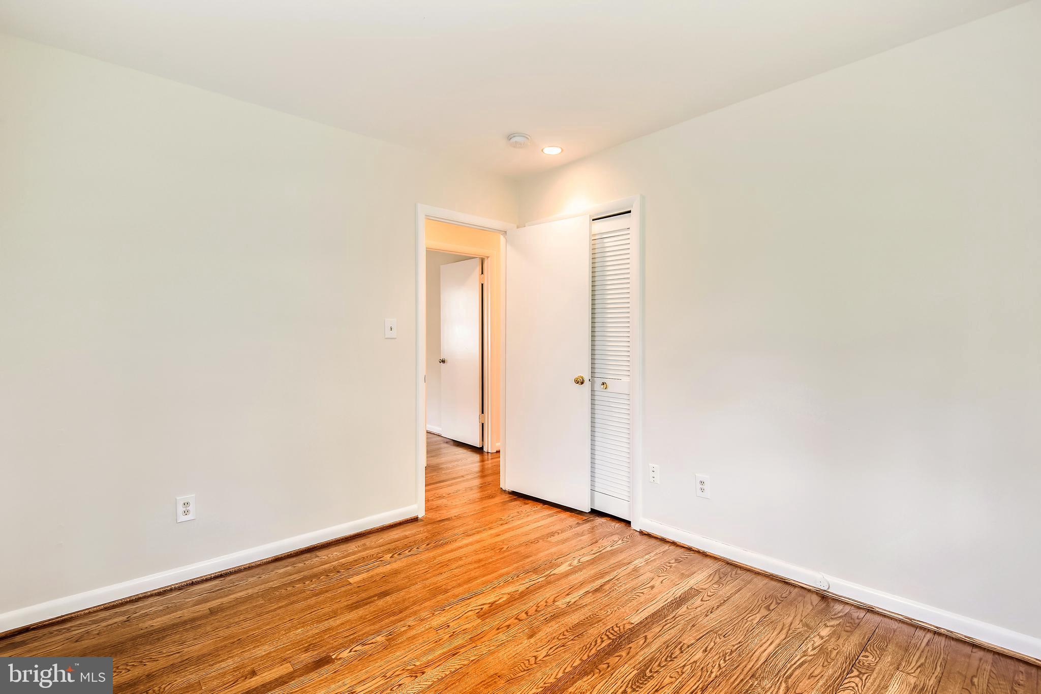 7712 Groton Road Bethesda, MD 20817 - Photo 24 of 35