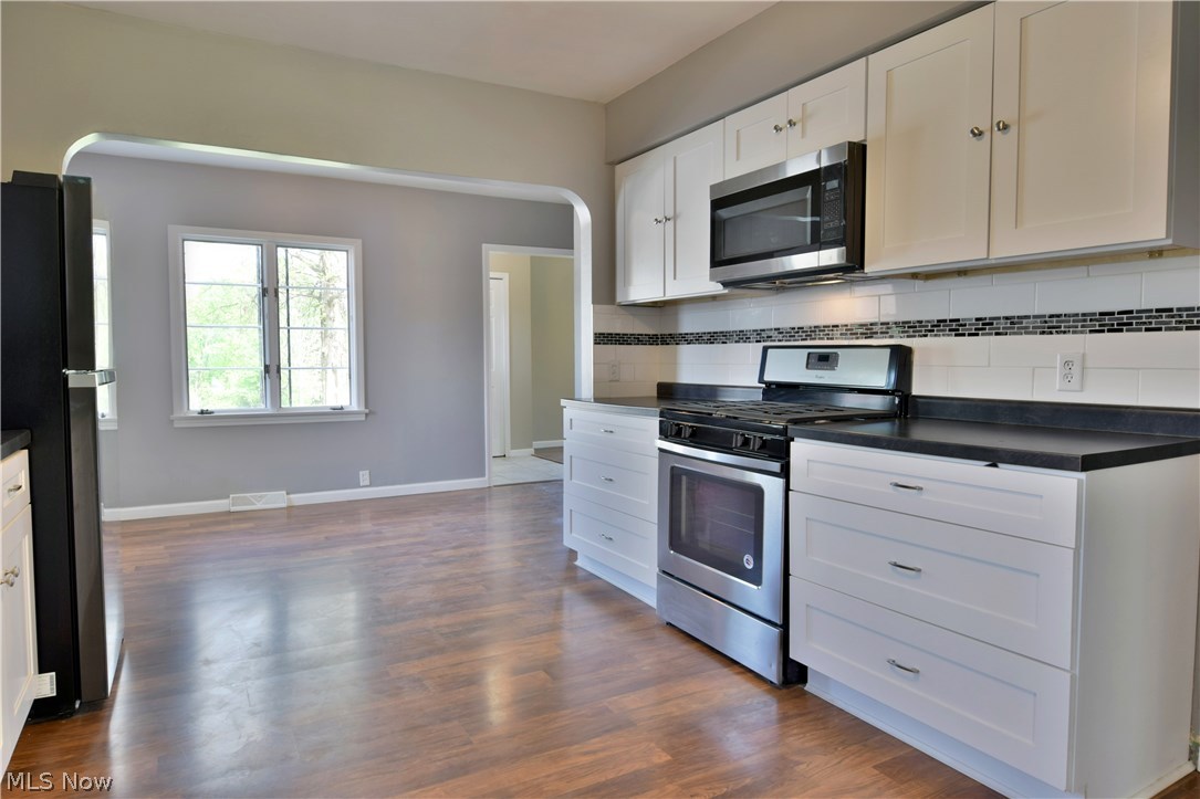 1627 North Road Southeast Warren, OH 44484 - Photo 10 of 35 Gallery Image 10