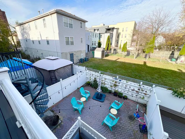 $2,900 | 42 Union Street, Unit 2, Jersey City, NJ 07304