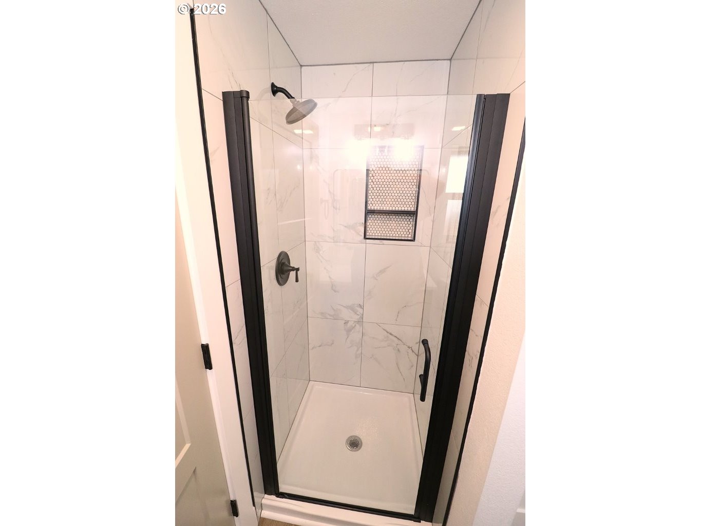 77 Shady Loop Springfield, OR 97477 - Photo 15 of 30 Bedroom