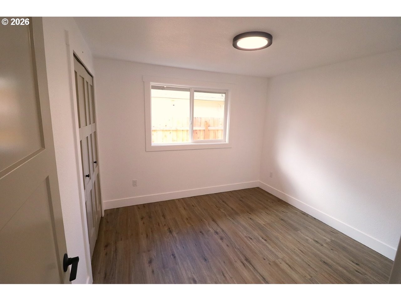 77 Shady Loop Springfield, OR 97477 - Photo 16 of 30 Bedroom