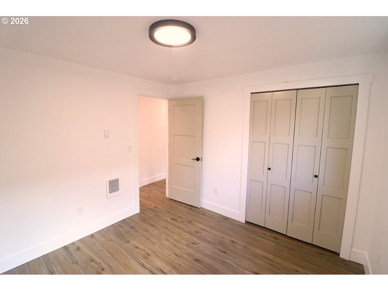 77 Shady Loop Springfield, OR 97477 - Photo 17 of 30 Bedroom