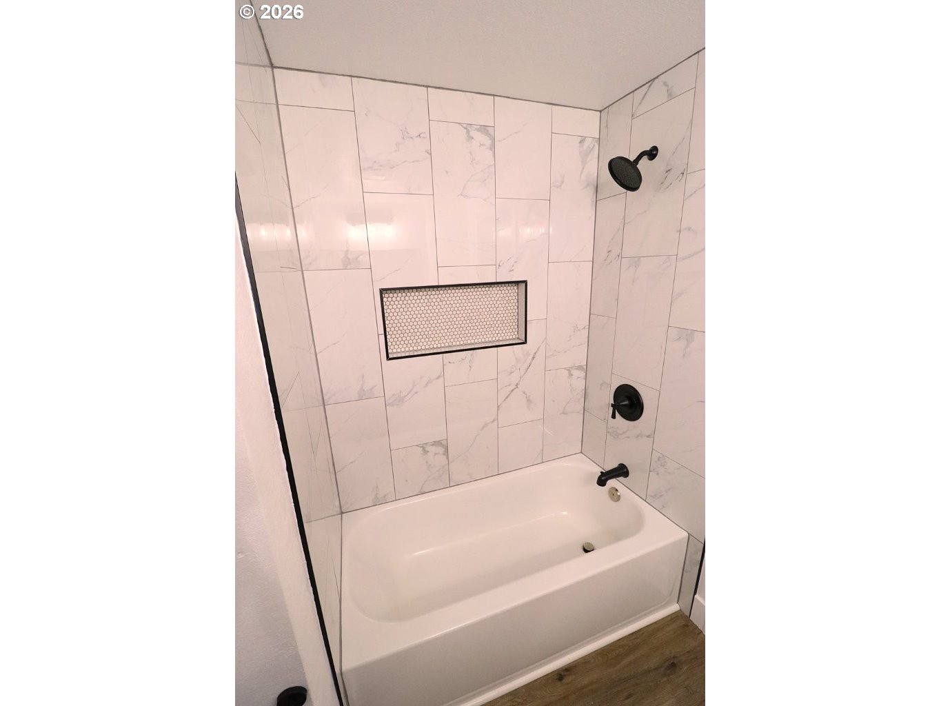 77 Shady Loop Springfield, OR 97477 - Photo 23 of 30 Garage