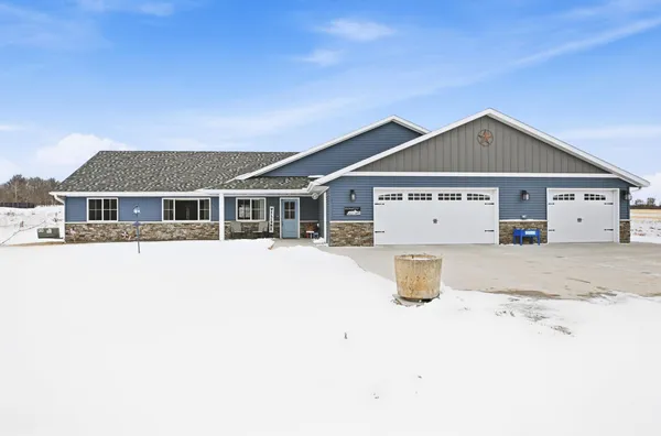 $549,900 | 10185 440th Street, Holdingford, MN 56340