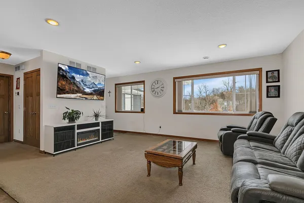 $549,900 | 10185 440th Street, Holdingford, MN 56340