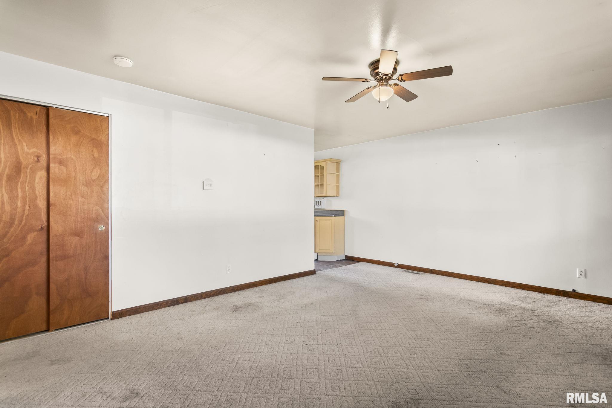 1807 Lee Street Springfield, IL 62703 - Photo 11 of 27