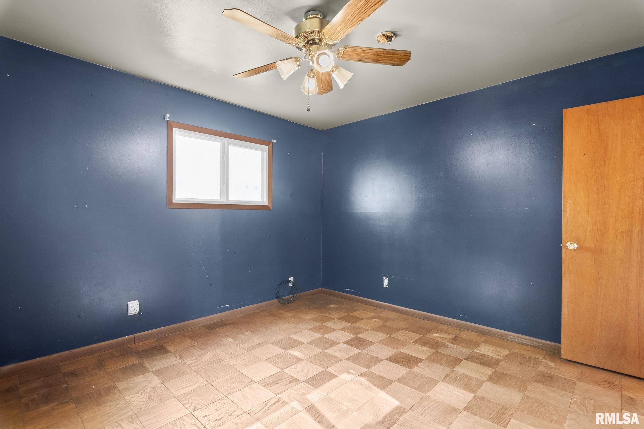 1807 Lee Street Springfield, IL 62703 - Photo 12 of 27